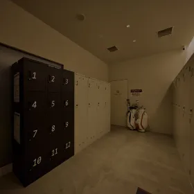 クラブ&シューズロッカーをオプションでご用意