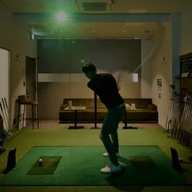 レフティでも利用できるレンジをご用意